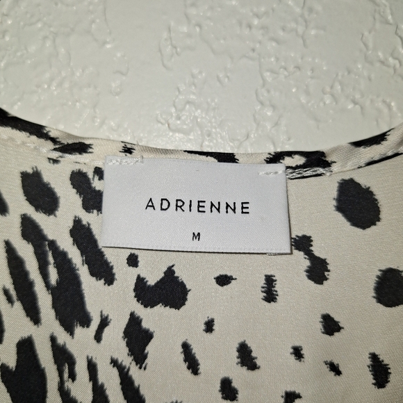 Adrienne Animal PRINT Black/Cream V-Neck PONCHO TUNIC Size Medium Oversized - Picture 6 of 8